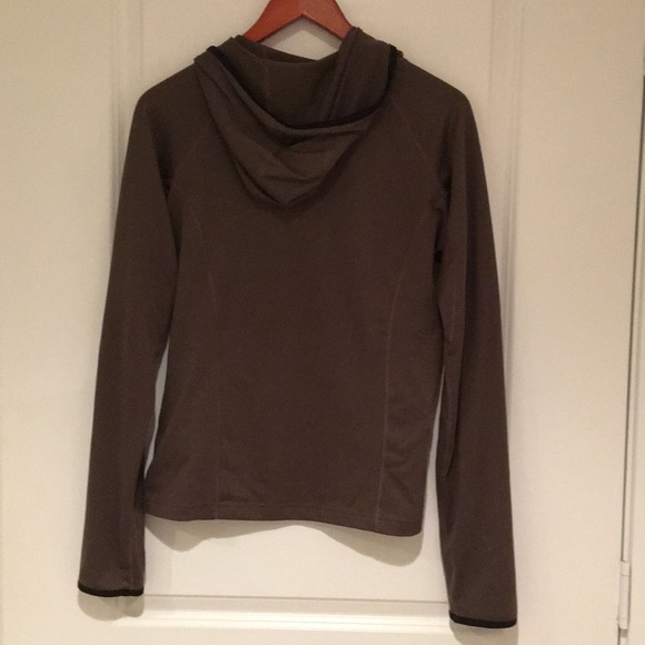 The North Face Hoodie - Picture 4 of 5